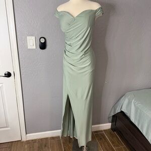 Faeriesty Plus Off Shoulder Ruched Wrap Hem Slit Gown, Green, 1XL